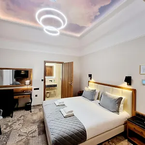 4* Отель Sky